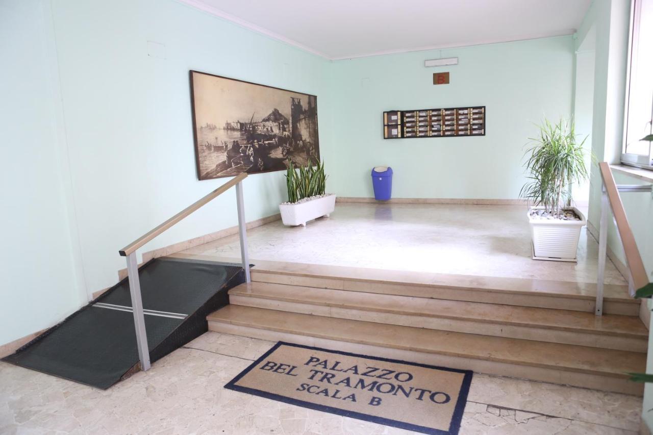 Costa Apartment Наполи Екстериор снимка